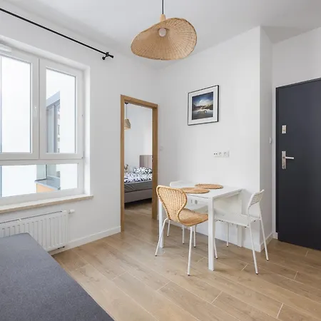 Warsaw-aparts Stegny