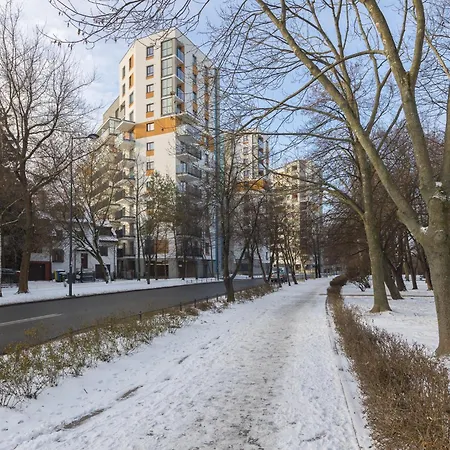 アパート Warsaw-aparts Stegny ワルシャワ